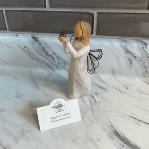 Willow Tree Angel of Freedom